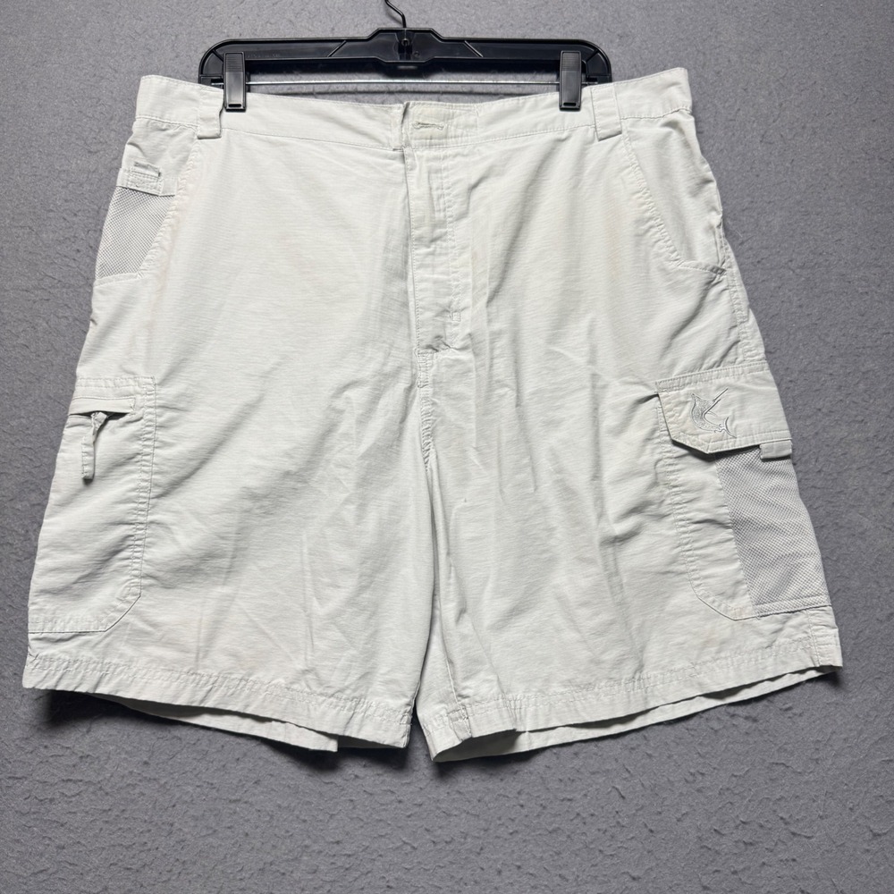 Reel Legend Mens Performance‎ Outdoor Cargo Shorts Beige XL Fish Logo